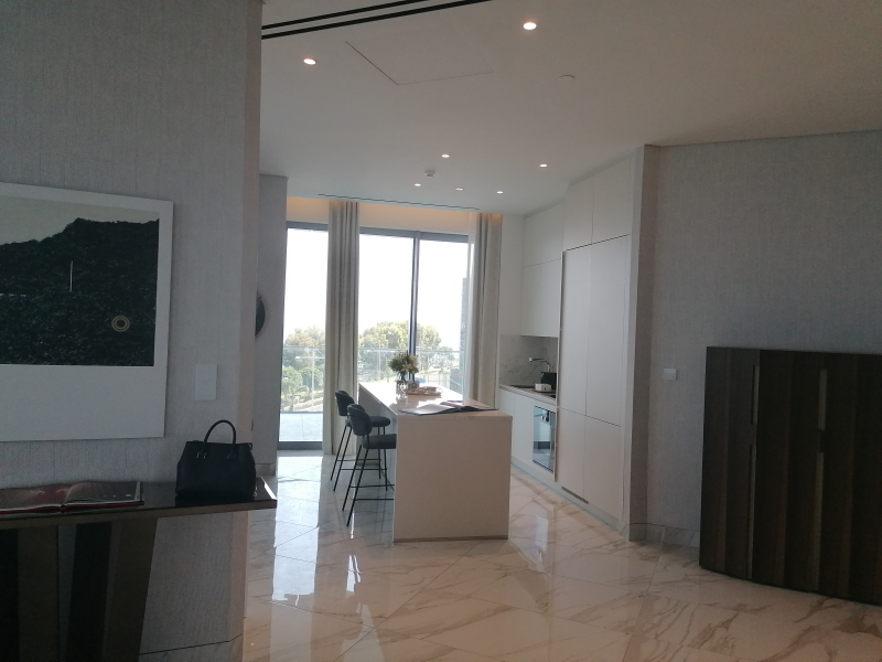 Seafront luxurious 3 Bedroom Apartment