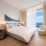 Seafront luxurious Bedroom Apartment