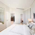 Seafront luxurious 4 Bedroom Apartment