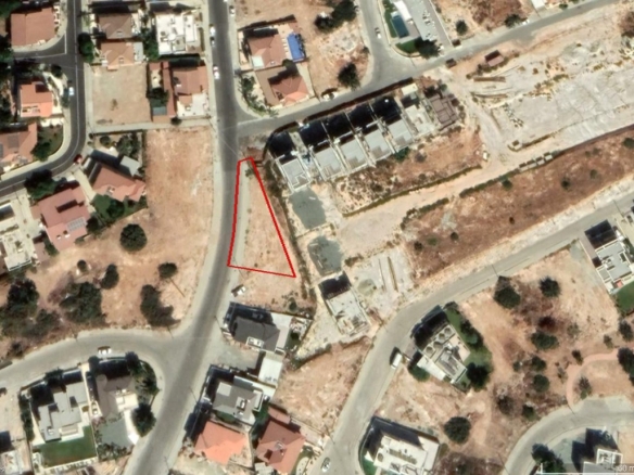 Commercial Plot in Ypsonas