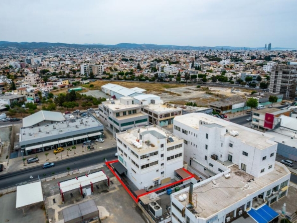 3 storey building in Agios Spyridon, Limassol Municipality